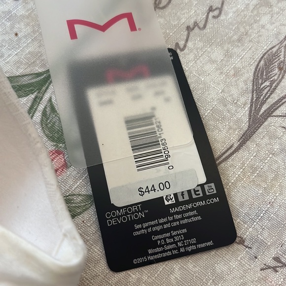 MaidenForm No Wire Demi Coverage bra with lift - white 32A-NWT - Picture 4 of 4